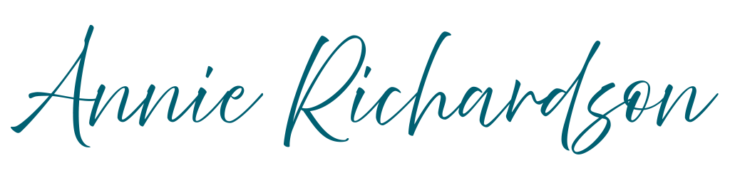 AKB_SIGNATURE2 Annie Richardson Signature